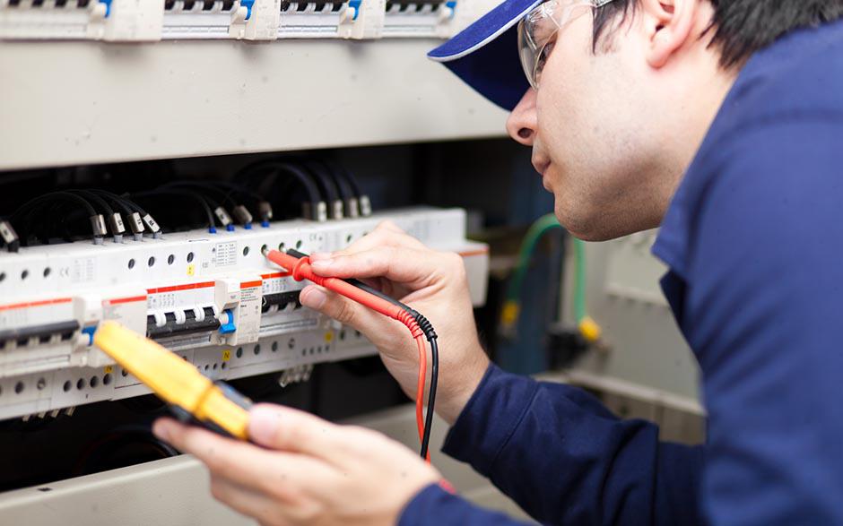 recherche électricien bâtiment Courbevoie